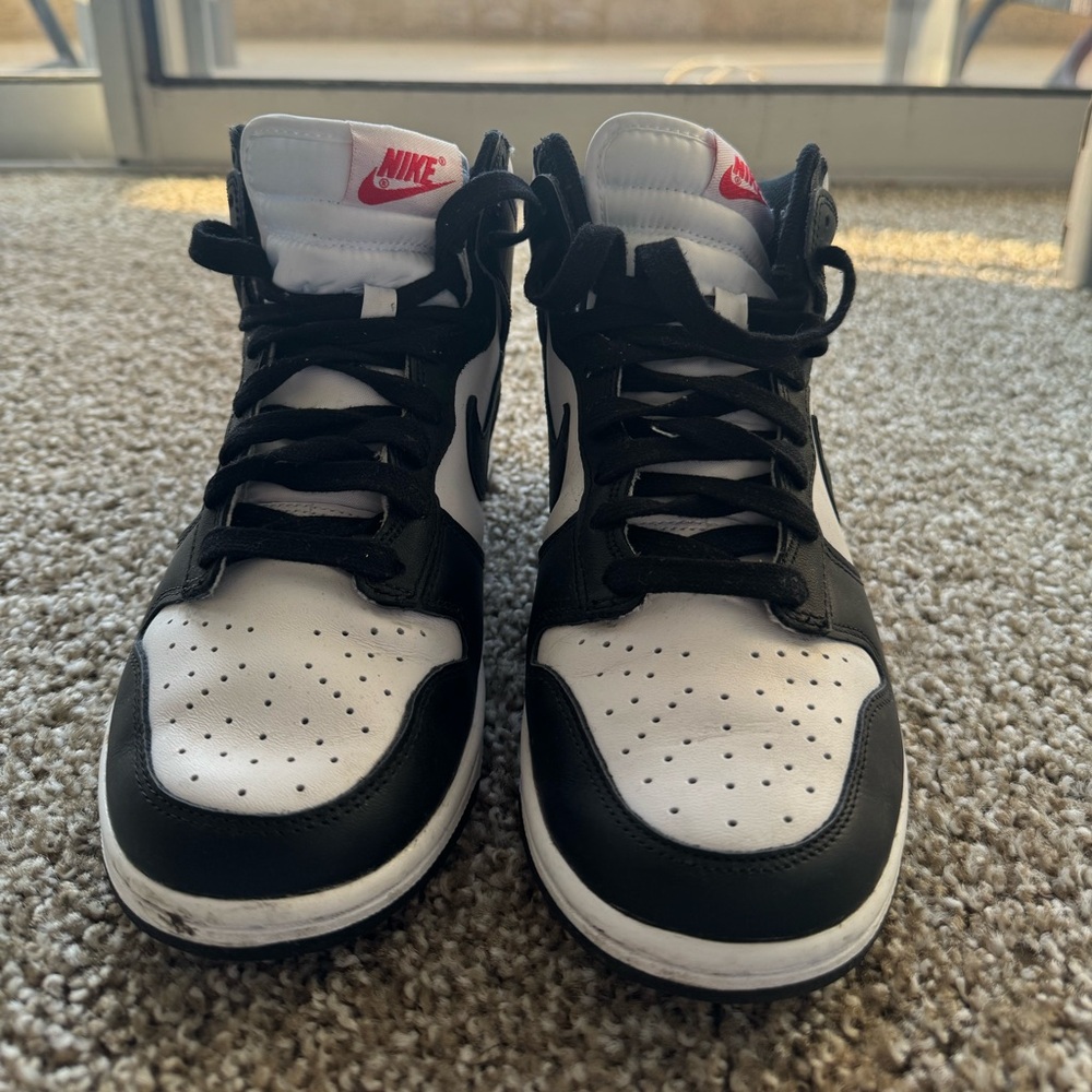 Nike Dunk High Panda